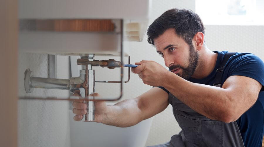 Faucet repair for sink in Kingman, IN